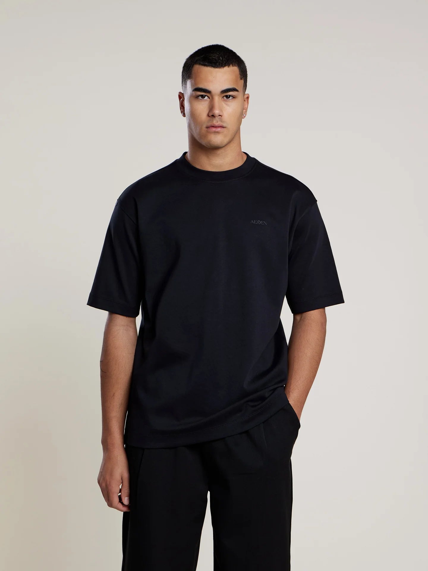 Juke Tee Black - Front